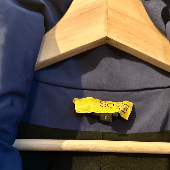 Vintage SOCA St. John Blue Ruffled 100% Polyester Jacket - Size S - Picture 3 of 4